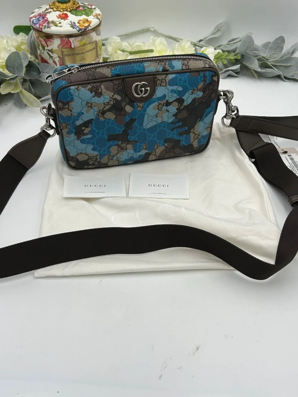 Unisex Gucci GG Crossbody Bag.